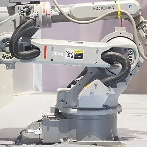 Easy to integrate with Robots & CNC systems