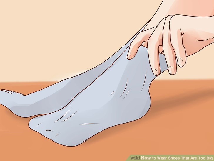 How to Wear Shoes That Are Too Big