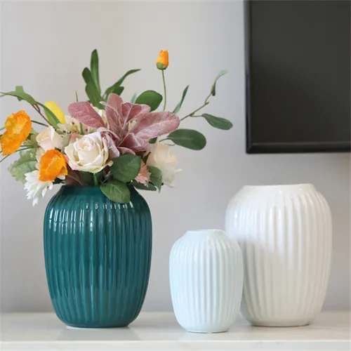 Simple Ceramic Vase Home Ornaments Handmade china Decoration PQ4533