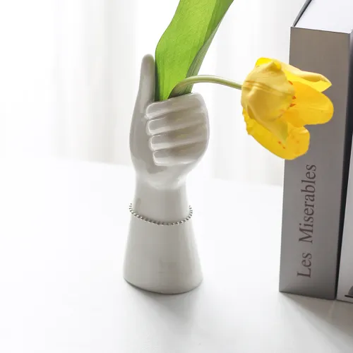 Beauty Hand Ceramic Vase Home Ornaments Handmade Decoration PQ38257