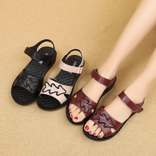 Women Summer Sandals Mom Leather Sandals Wearable Shoes Foothold PQ955C