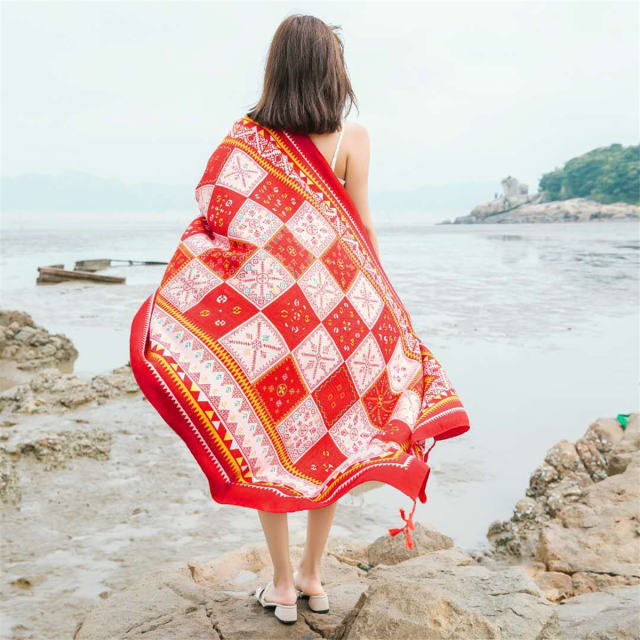 Wholesale Ethnic Silk Beach Towel Seaside Sunscreen Cotton Scarf PQ8803-20