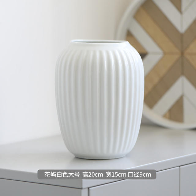 Simple Ceramic Vase Home Ornaments Handmade china Decoration PQ4533