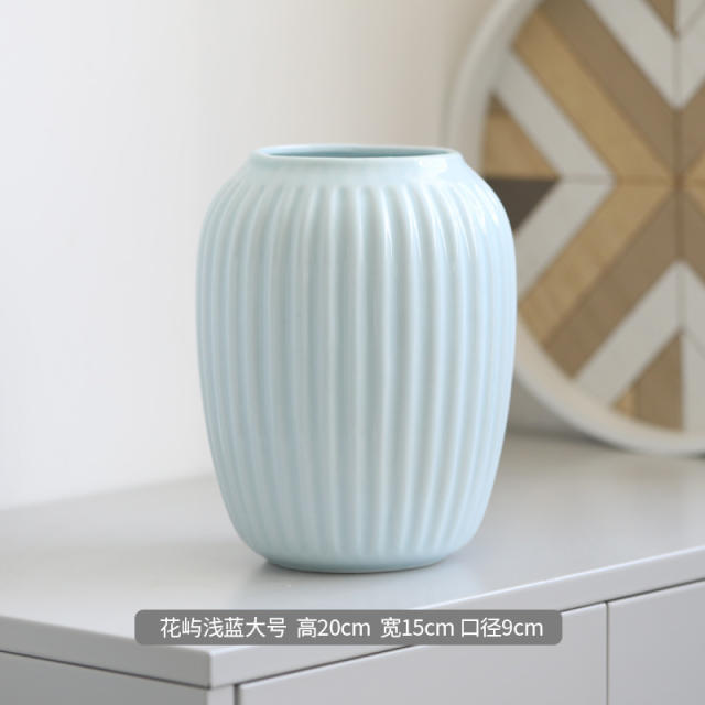 Simple Ceramic Vase Home Ornaments Handmade china Decoration PQ4533