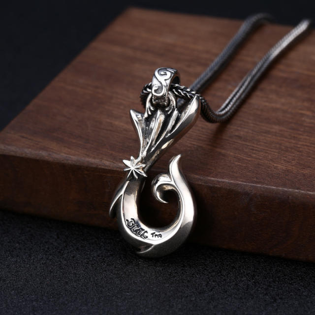 925 Sterling Silver Star Heart Fish Tail Pendant Necklaces Vintage Gothic Punk Hiphop Antique Designer Luxury Jewelry Accessories