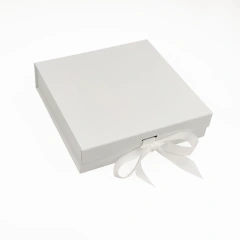 White Medium Deep Magnetic Gift Box with Ribbon
