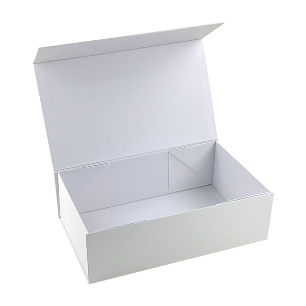 M A4 Deep White Magnetic Gift Box