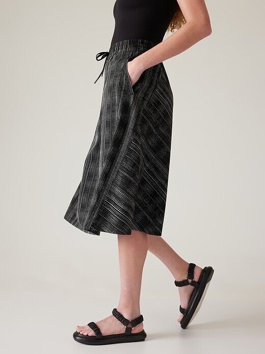 ATHLETA Arrival Skirt Women's plus size 22 Amara Stripe Black #586898
