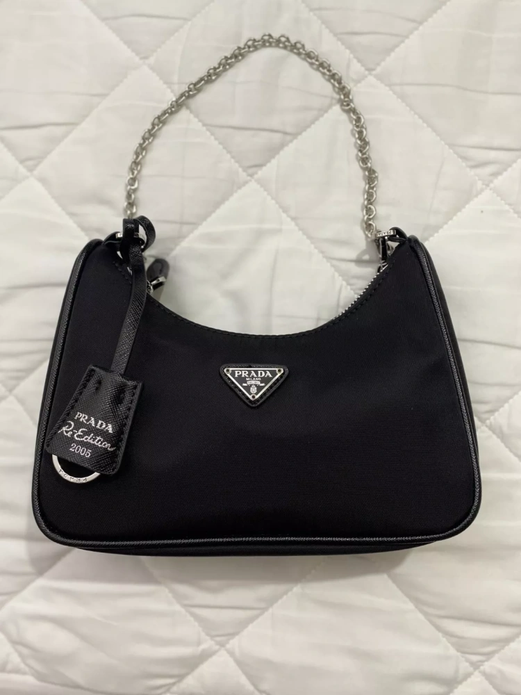 Prada nylon Re-edition 2005 Bag