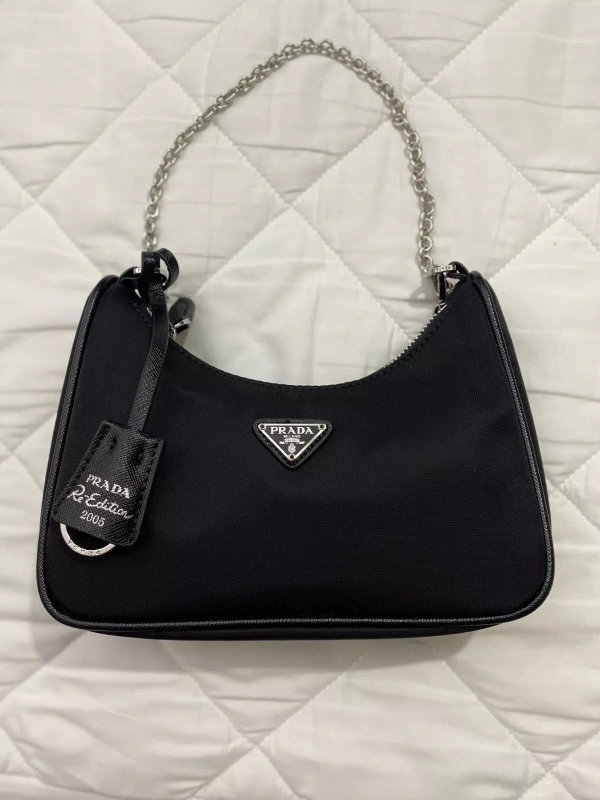 Prada nylon Re-edition 2005 Bag