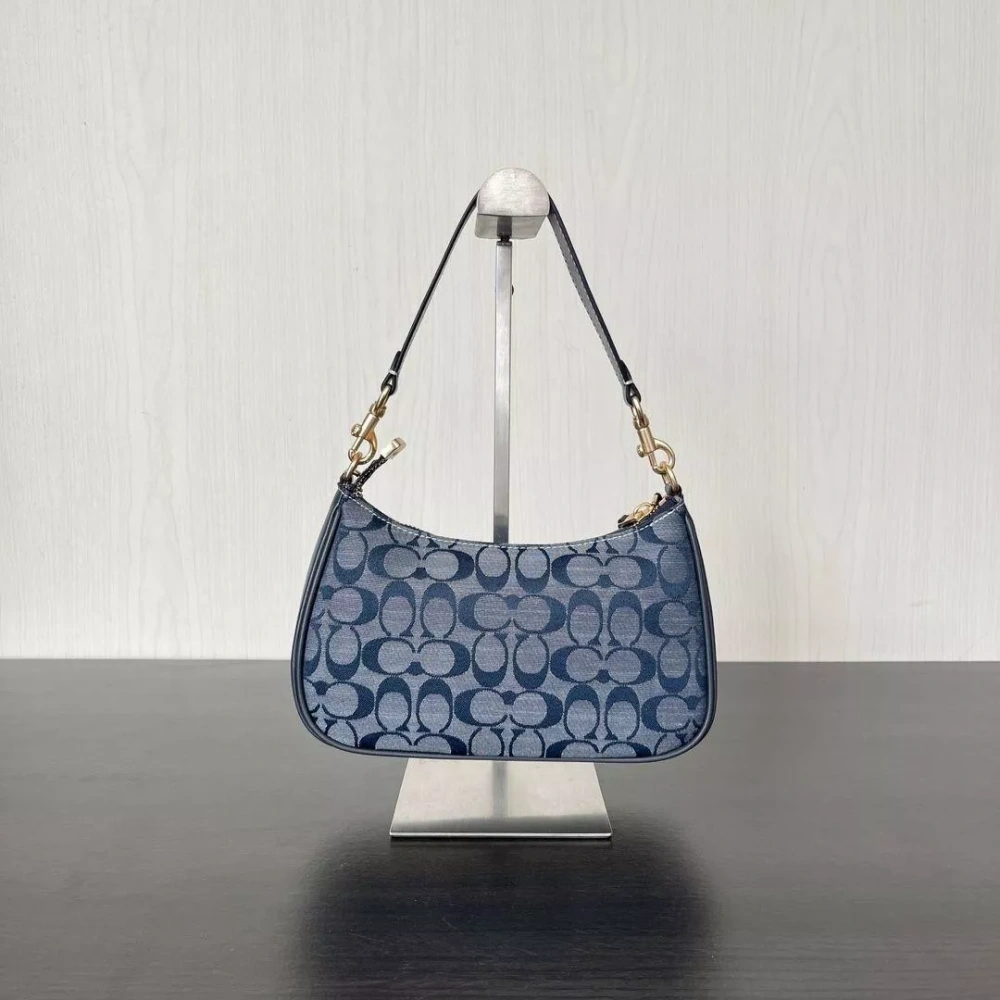 COACH Teri Shoulder Bag Signature Chambray CH139