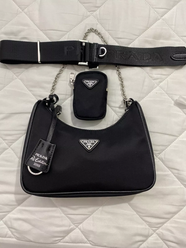 Prada nylon Re-edition 2005 Bag