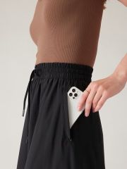ATHLETA Arrival Skirt Minimalist Business Office Workwear Sz 8 Black 586857 EUC