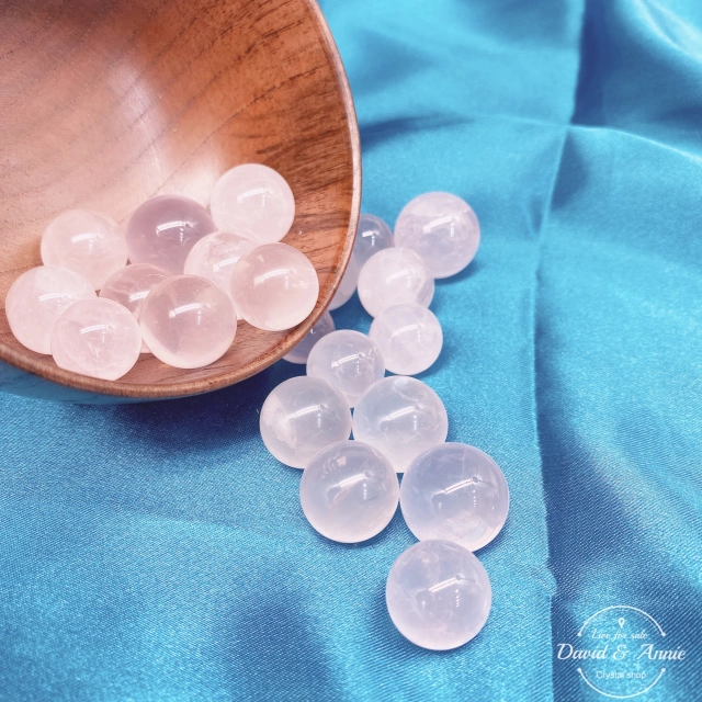Small rose quartz sphere