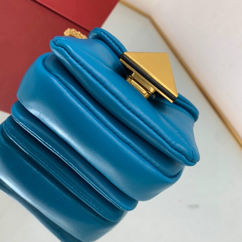 Mini size soft suede bag chain small handbag decoration oversized rivets chain bag magnetic buckle open and close soft sheep leather lining backpack