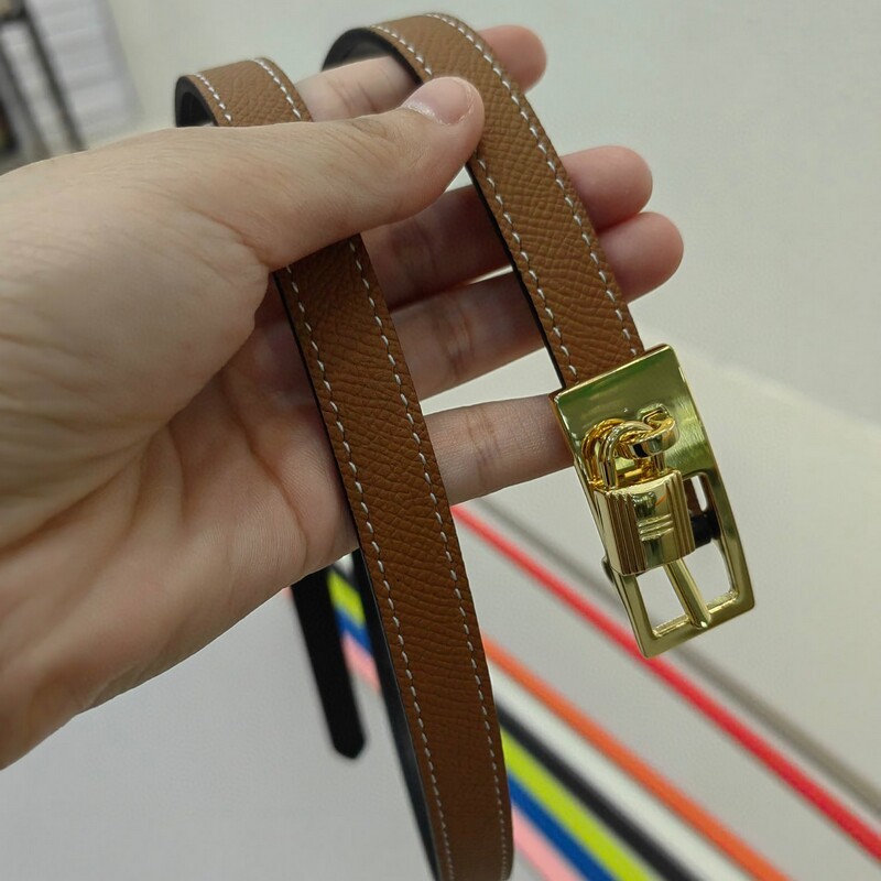 Color cowhide women's belt two color with fashion needle belt 1.3CM fine cross waist decorated with lock needle belt