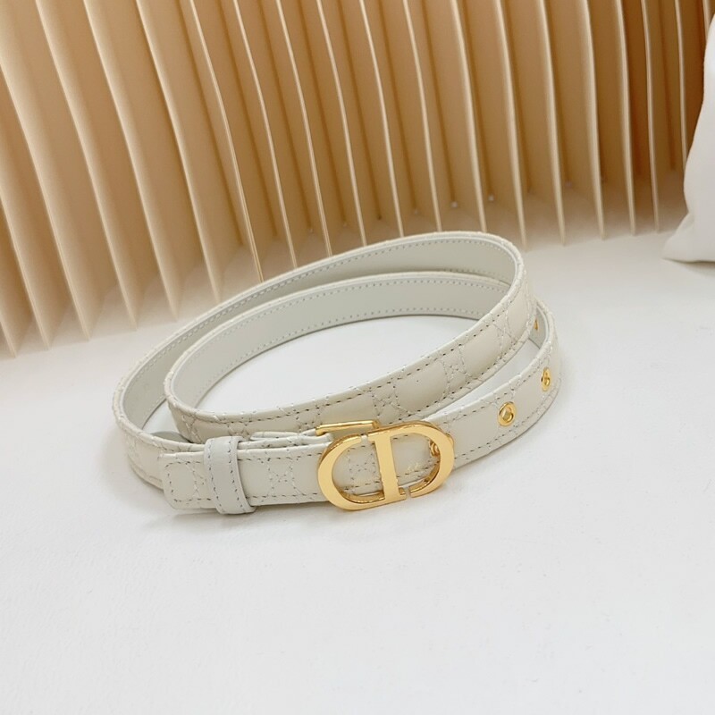 Soft sheepskin rattan checked thread women's belt Bright buckle Boutique belt Fashion Accessories Women's Sash Sheepskin belt