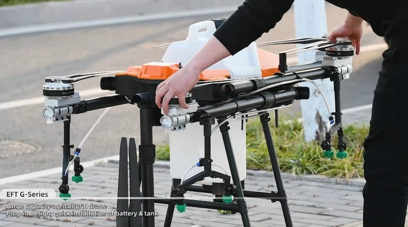 Hot selling EFT G630 agricultural sprayers drone frames 30L multifunction large drones power sprayer for pesticide spraying