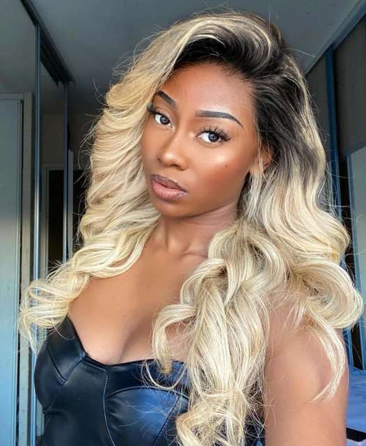 blonde wig with dark roots