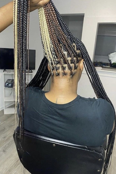 peekaboo braids with brown and blonde