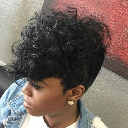 Short Voluminous Faux Hawk