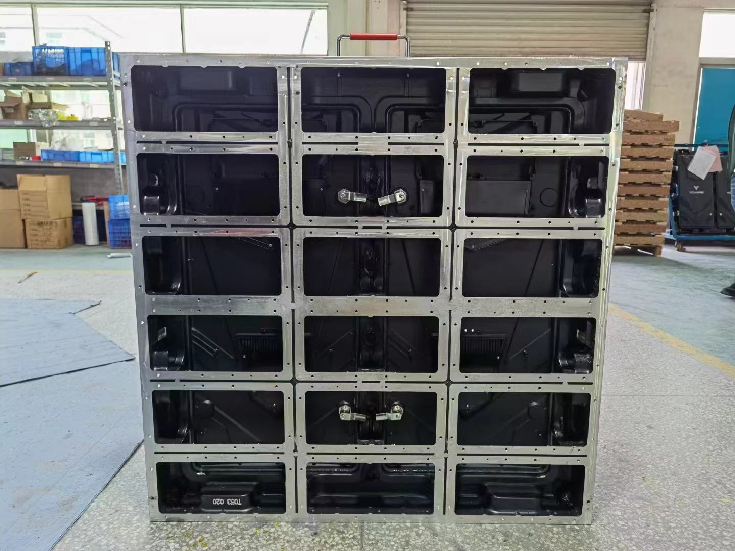 LED screen die casting cabinet 960x960mm P4 fixed and rental outdoor and indoor both