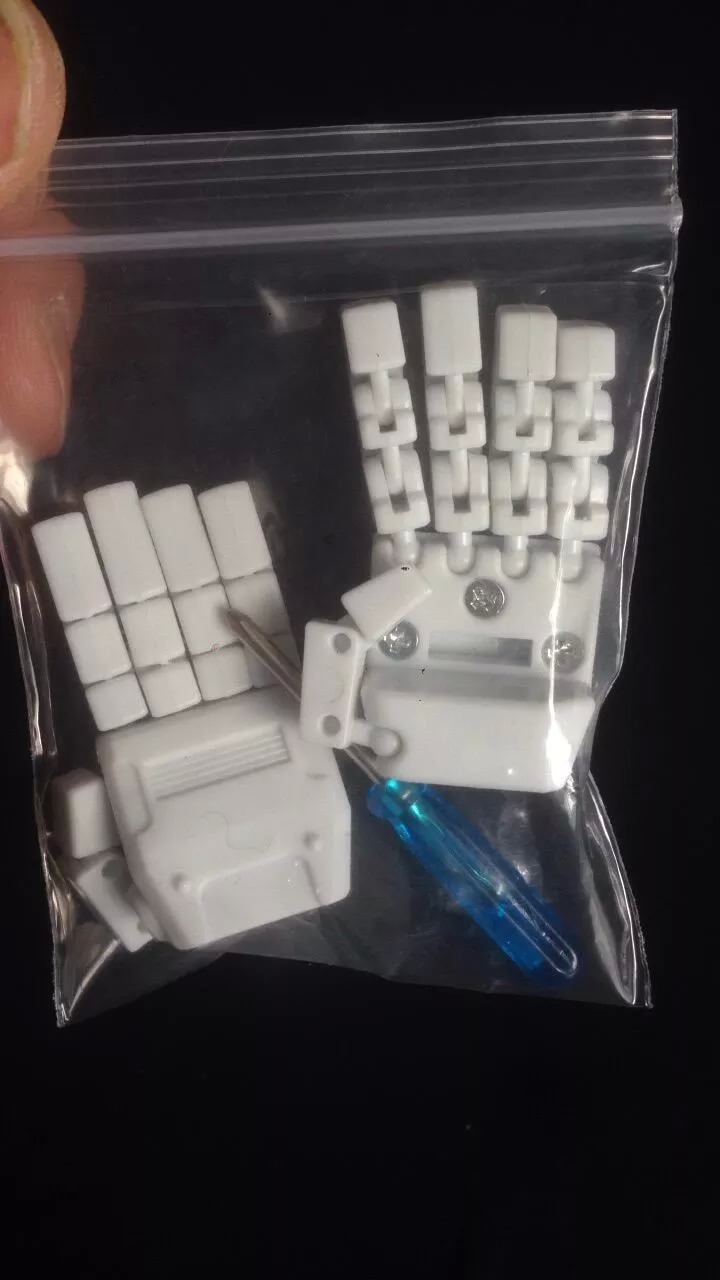 KFC - KP-08 Posable Hands for MP-22 Ultra Magnus