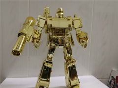MP-36 MASTERPIECE MEGATRON re-paint in Gold