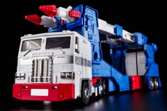 THF-04  THF04 Toy House Factory Ultra Magnus