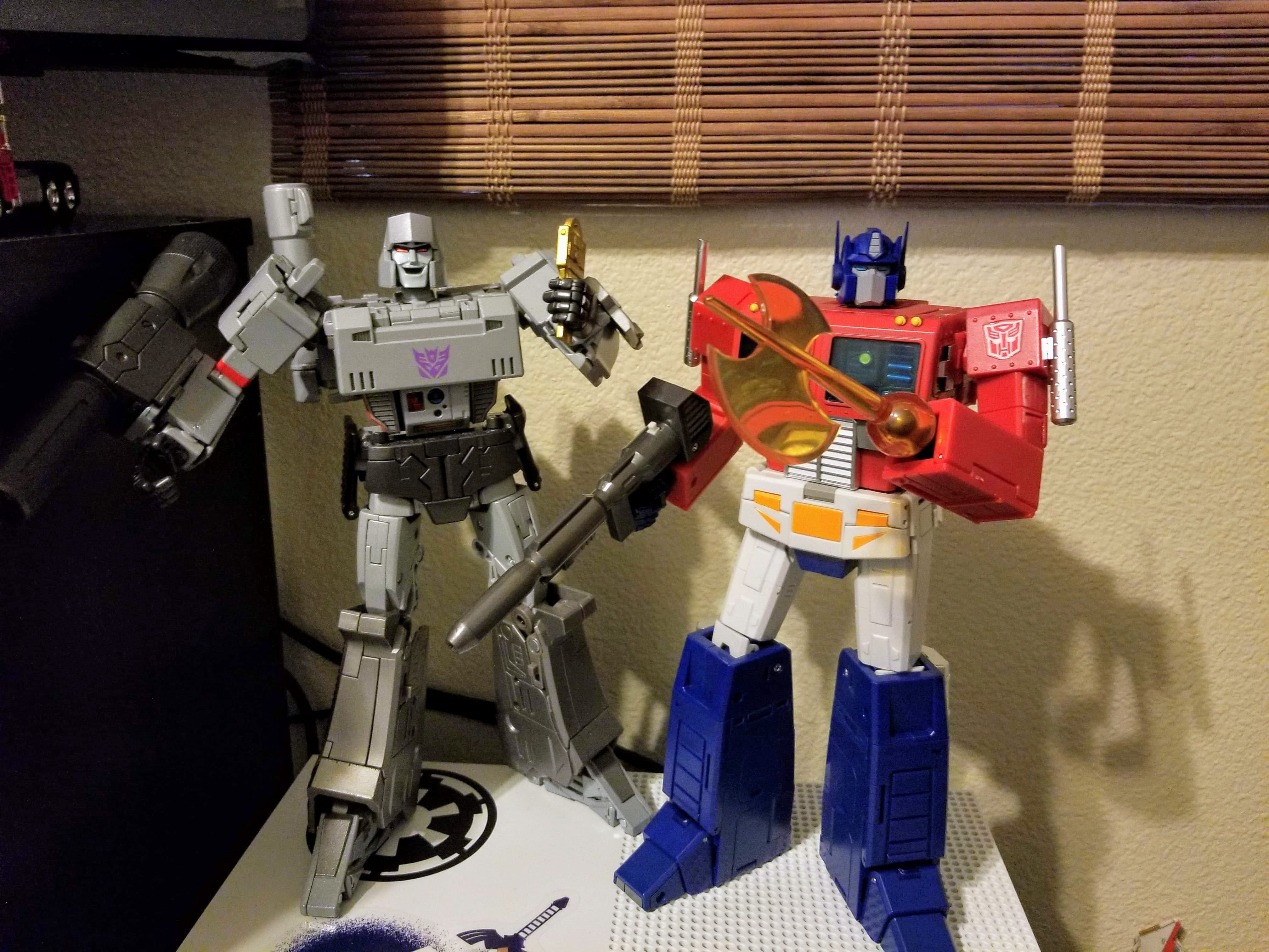 Transform element optimus and thf buying megatron