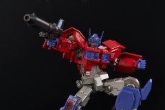 SENTINEL TOYS TRANSFORMERS FURAI MODEL IDW OPTIMUS PRIME