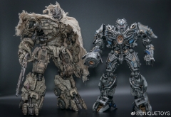 UNIQUE TOYS UT R-05A UTR05A DESPERAD BATTLE DAMAGED VERSION