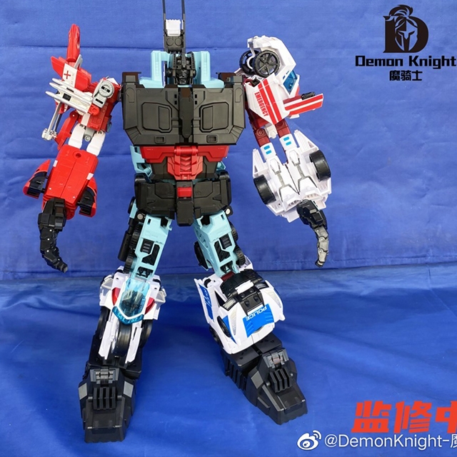 DEMON KNIGHT DK-05 GUARDIA DEFENSOR COMBINER OVERSIZED VERSION SET B