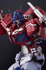 FLAME TOYS TRANSFORMERS FURAI KURO KARA KURI 04 OPTIMUS PRIME