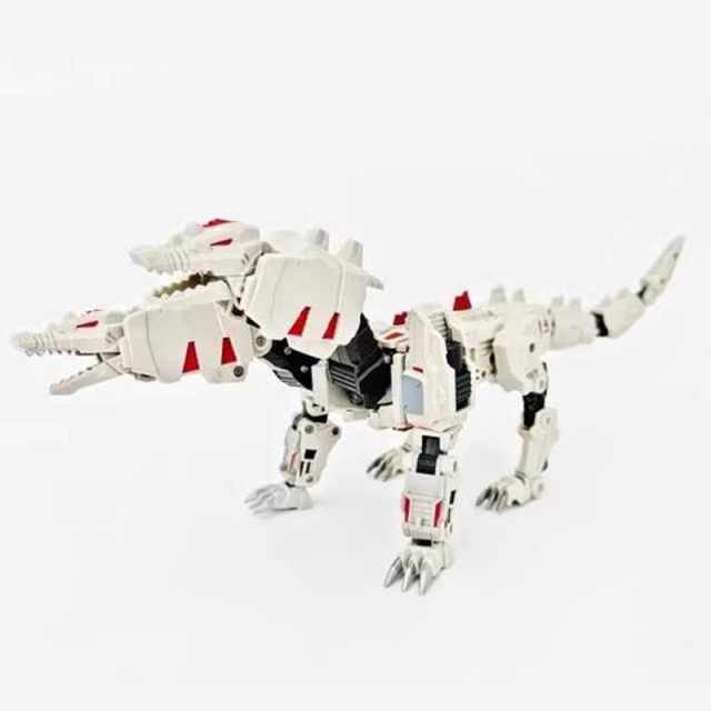 [Pre-order] UNIQUE TOYS O-04 SIEGFRIED ORDIN