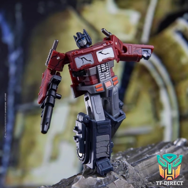 Dr.Wu DW-E04 Prime Commander Optimus Prime w/ Trailer Spark Fade Version