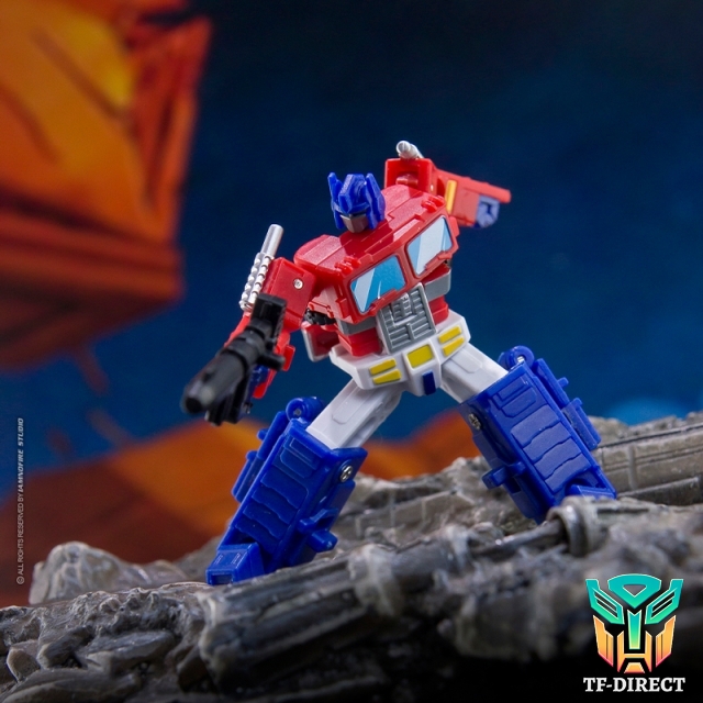 [Pre-order] Dr.Wu DW-E04M Prime Commander Optimus Prime w/ Trailer Comic Version