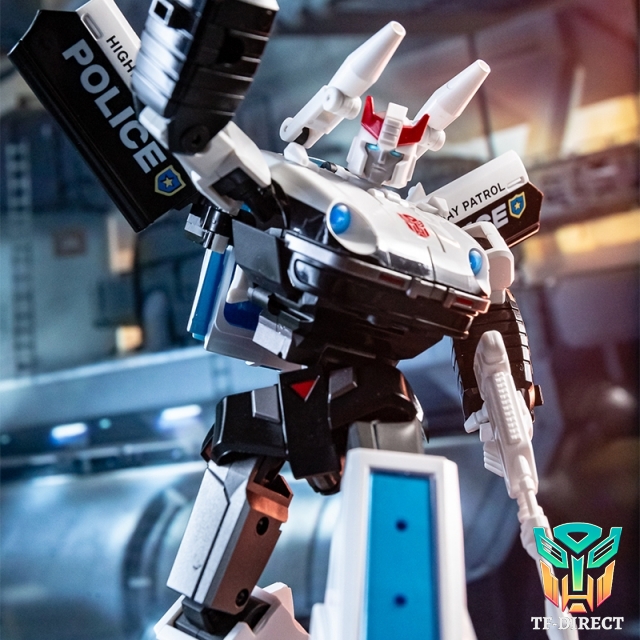 [Pre-order] DX9 TOYS D18 PROWL