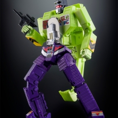 XTransbots MX-44T Gravedigger Scavenger Youth Version