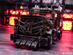 4th Party SG-01 Studio Series SS-101 Scourge Oversized Version