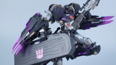 Giant Ant IDW Megatron Gunpla Model Kit