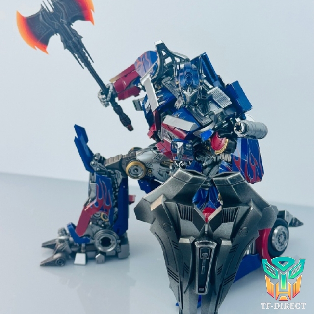 [Pre-order] MAGNIFICENT MECHA MM-02B OPTIMUS PRIME ABS VERSION