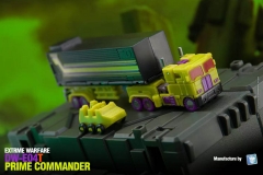 [Pre-Order] Dr.Wu DW-E04T Prime Commander Optimus Prime Toxitron Version w/ Trailer