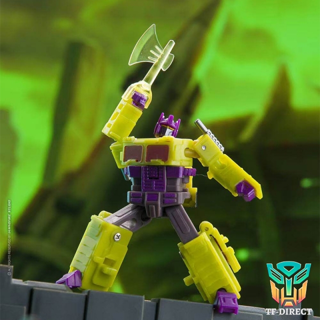 [Pre-Order] Dr.Wu DW-E04T Prime Commander Optimus Prime Toxitron Version w/ Trailer
