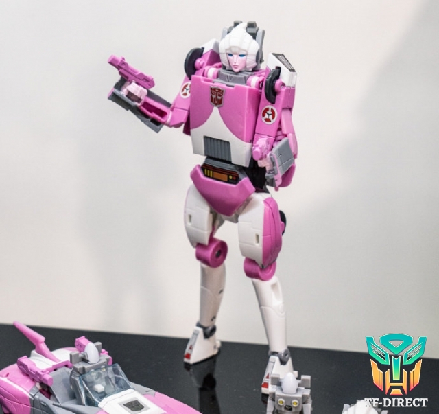 [Pre-order] Takara Tomy Missing Link C-16 Arcee