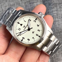 logo dial-steel strap