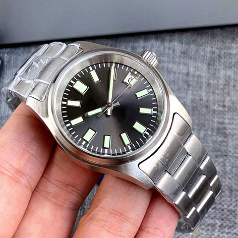 Steel Diving Mechanical Watch for Men 36mm Vintage Wristwatch Grey Dial Sapphire Glass Dive Clock C3 Luminous Hands Steel Bracelet