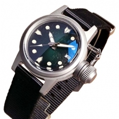 green dial