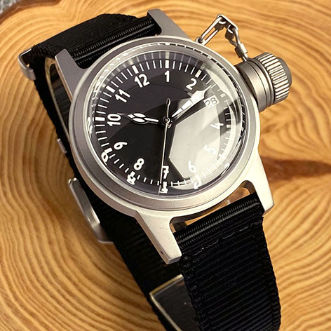 36mm MIlitary Watches for Man Frog Automatic Watch Domed Sapphire Glass NH35A Movement Big Crown Nylon Band Arabic numeral dial