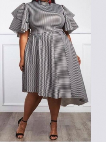 Charming  Plus size Round Neck Asymmetric Ruffle Sleeve Dress